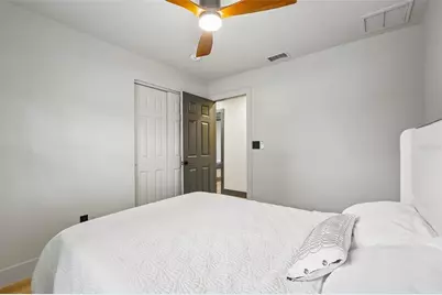 4901 Taylor Street N, Saint Petersburg, FL 33714 - Photo 19
