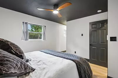 4901 Taylor Street N, Saint Petersburg, FL 33714 - Photo 23