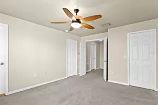 2412 Middleton Grove Dr, Brandon, FL 33511 - Photo 31