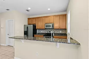 2412 Middleton Grove Dr, Brandon, FL 33511 - Photo 13