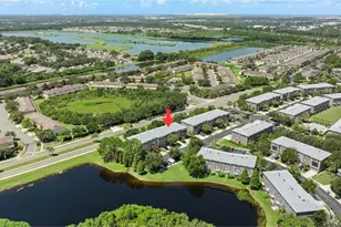 2412 Middleton Grove Dr, Brandon, FL 33511 - Photo 5