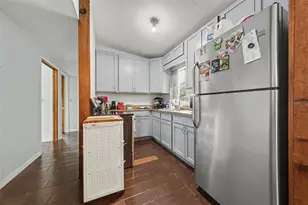 231 E 1st St, Chuluota, FL 32766 - Photo 9