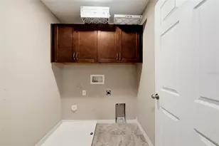 18924 Ulmus St, Lutz, FL 33558 - Photo 11