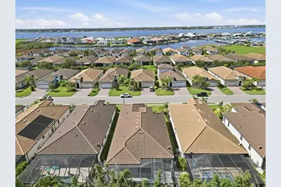 2110 E 6th Street W, Palmetto, FL 34221 - Photo 31