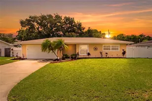 1417 Fairfield Dr, Clearwater, FL 33764 - Photo 1