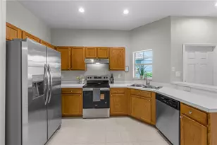 12948 Kings Crossing Dr, Gibsonton, FL 33534 - Photo 3
