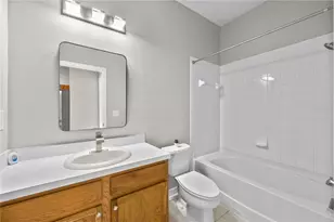 12948 Kings Crossing Dr, Gibsonton, FL 33534 - Photo 17