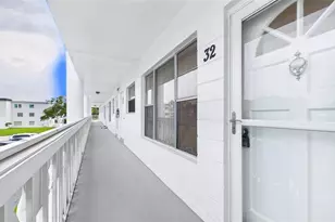 2454 Australia Way E, Clearwater, FL 33763 - Photo 9