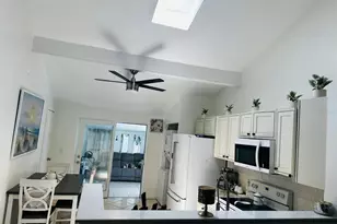 16004 Saddle Creek Dr, Tampa, FL 33618 - Photo 3