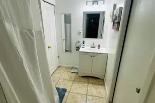 16004 Saddle Creek Dr, Tampa, FL 33618 - Photo 15