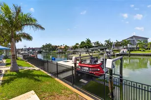 113 7th St E, Saint Petersburg, FL 33715 - Photo 67