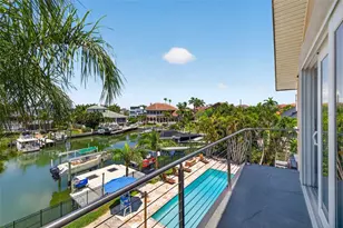 113 7th St E, Saint Petersburg, FL 33715 - Photo 39