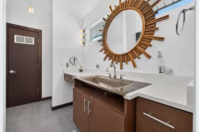 113 7th Street E, Saint Petersburg, FL 33715 - Photo 51