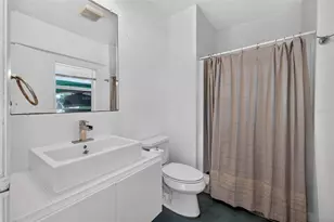 113 7th St E, Saint Petersburg, FL 33715 - Photo 57