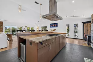 113 7th St E, Saint Petersburg, FL 33715 - Photo 21