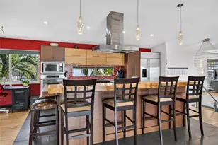 113 7th St E, Saint Petersburg, FL 33715 - Photo 17