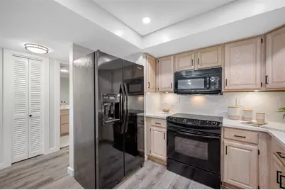 17920 Gulf Boulevard #2008, Redington Shores, FL 33708 - Photo 5