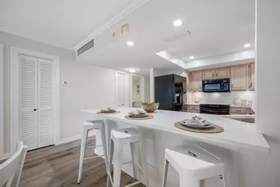 17920 Gulf Boulevard #2008, Redington Shores, FL 33708 - Photo 9