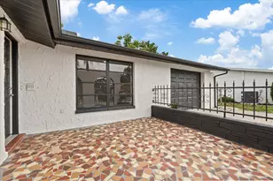 9401 Glen Moor Ln, Port Richey, FL 34668 - Photo 9