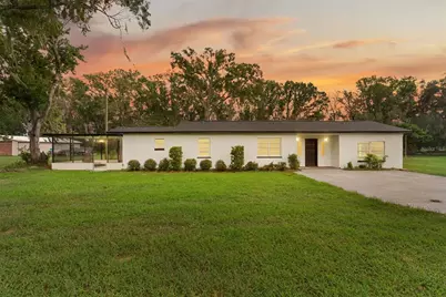 606 S Wiggins Road, Plant City, FL 33566 - Photo 1