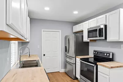 606 S Wiggins Road, Plant City, FL 33566 - Photo 7