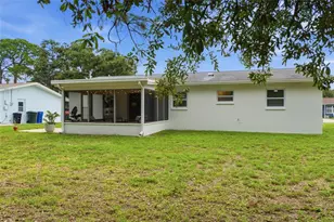 2048 Jefferson Ave, Dunedin, FL 34698 - Photo 25
