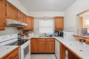 526 12th Ave S, Saint Petersburg, FL 33701 - Photo 7