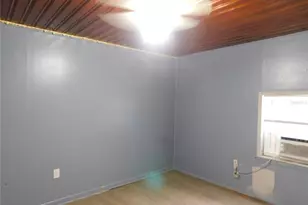 1402 Maluhia Dr, Tampa, FL 33612 - Photo 3