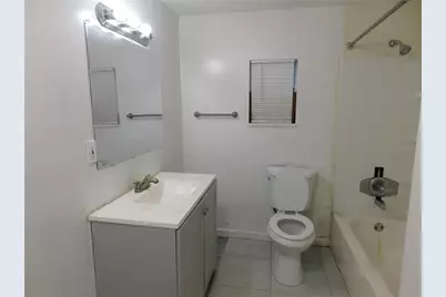 1402 Maluhia Drive, Tampa, FL 33612 - Photo 25