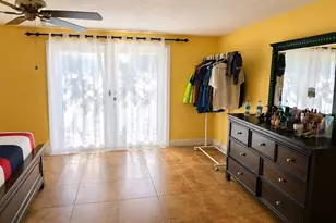 2232 Selkirk St, Valrico, FL 33594 - Photo 5