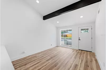 8602 Briar Grove Cir, Tampa, FL 33615 - Photo 11