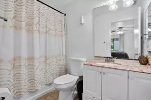 13405 Arbor Pointe Cir, Tampa, FL 33617 - Photo 13