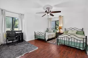 13405 Arbor Pointe Cir, Tampa, FL 33617 - Photo 19