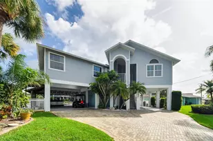 8001 Brighton Dr, Port Richey, FL 34668 - Photo 15