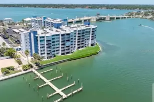 450 Treasure Island Causeway, Treasure Island, FL 33706 - Photo 3