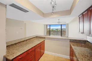 450 Treasure Island Causeway, Treasure Island, FL 33706 - Photo 15