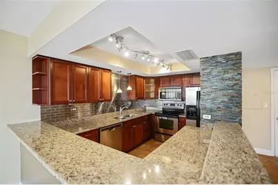 450 Treasure Island Causeway #502, Treasure Island, FL 33706 - Photo 7