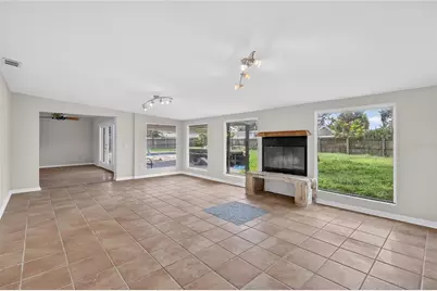 120 81st Avenue NE, Saint Petersburg, FL 33702 - Photo 13