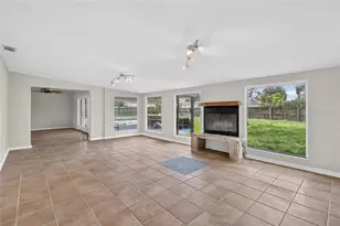 120 81st Ave NE, Saint Petersburg, FL 33702 - Photo 13