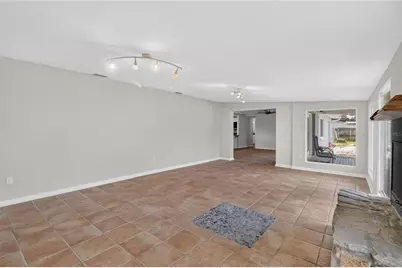 120 81st Avenue NE, Saint Petersburg, FL 33702 - Photo 15