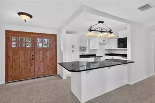 120 81st Ave NE, Saint Petersburg, FL 33702 - Photo 5