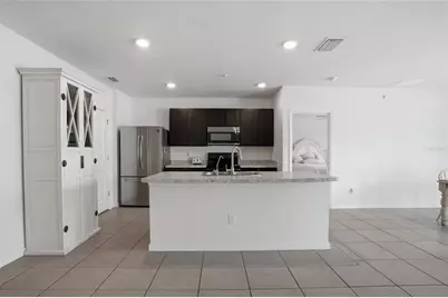 35803 Hillbrook Avenue, Zephyrhills, FL 33541 - Photo 11