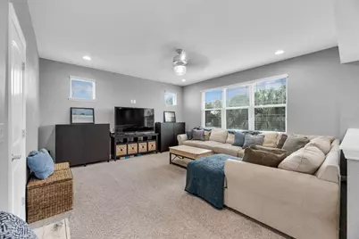 14103 Barrington Stowers Drive, Lithia, FL 33547 - Photo 27