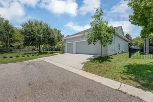 14103 Barrington Stowers Dr, Lithia, FL 33547 - Photo 45
