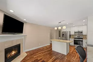 1683 Watermark Cir NE, Saint Petersburg, FL 33702 - Photo 5