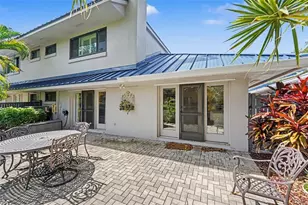 1683 Watermark Cir NE, Saint Petersburg, FL 33702 - Photo 37