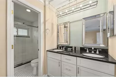 1683 Watermark Circle NE, Saint Petersburg, FL 33702 - Photo 23