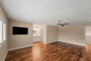 1683 Watermark Cir NE, Saint Petersburg, FL 33702 - Photo 15
