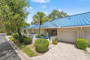 1683 Watermark Cir NE, Saint Petersburg, FL 33702 - Photo 45