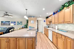 1002 El Rancho Dr, Sun City Center, FL 33573 - Photo 15
